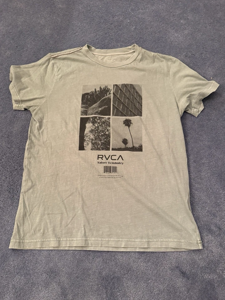 RVCA Green Graphic T-Shirt Medium - Image 3 of 4
