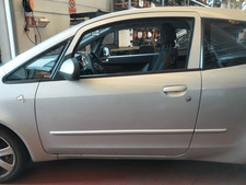 Porte avant et accessoires Mitsubishi COLT