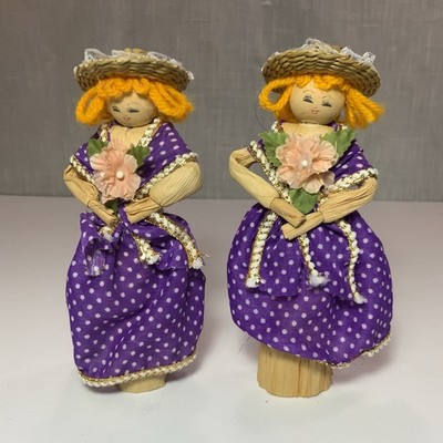 2 Vintage Corn Husk Dolls Maidens Dressed in Purple w/ Yarn Hair 6.5 
