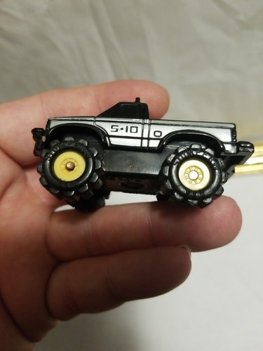 1986 McDonald's stamper - Picture 8 of 13