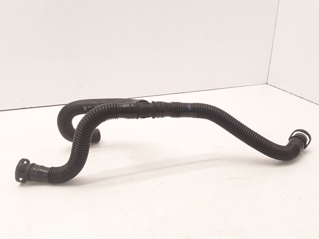 Porsche Macan S 3.0 V6 MCT 250kW 2016 Breather breather pipe hose 