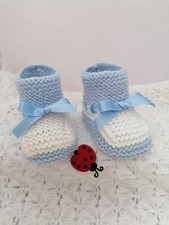 Süße Babyschuhchen aus weicher Wolle Neu