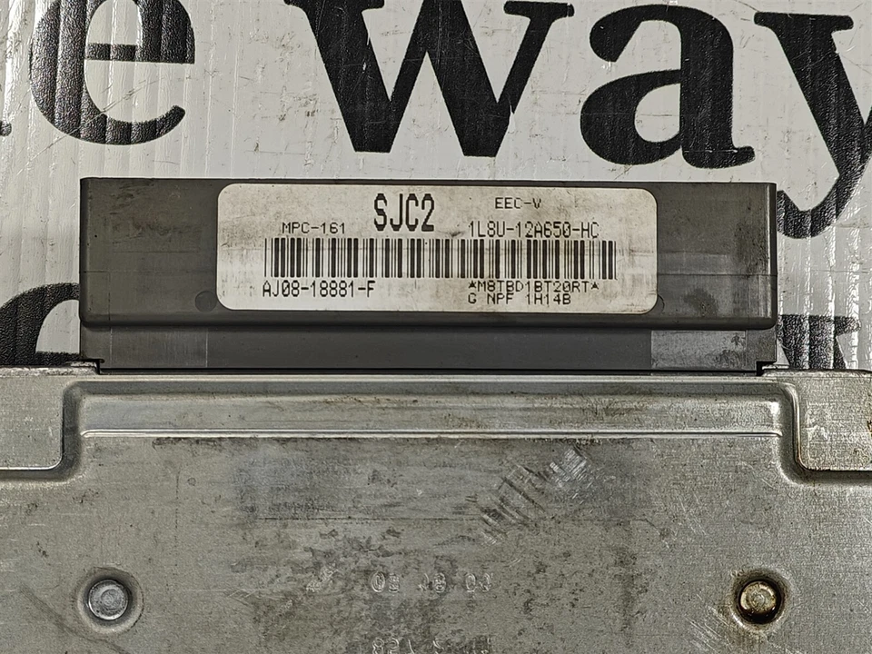 1L8U12A650HC Mazda Tribute 2001 блок управления двигателем модуль ECU 16D1 174 B18 - Изображение 4 из 4