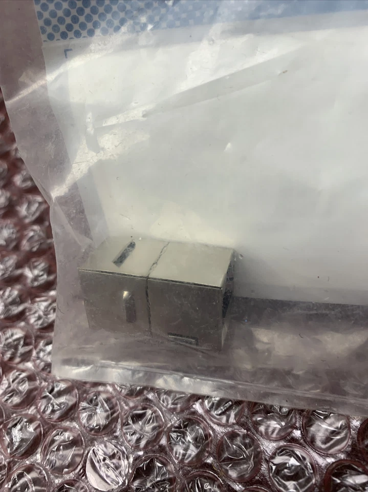 New L-Com Panel Mount TDG1026KS-C6 Shielded Ethernet Cable Coupler - Image 2 of 3