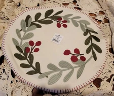 Winter CANDLE MAT RED BERRIES LEAVES Home COLLECTION by Home Collection by RAGHU