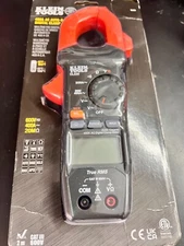 Klein Tools 400A AC Auto-Ranging Digital Clamp Meter CL220 2857