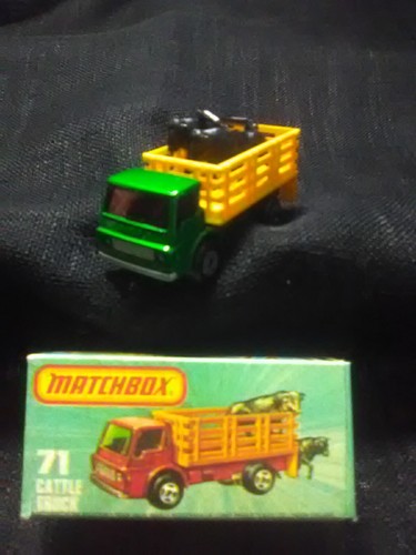 Camion De Collection Dodge Cattle Truck 1976 - Matchbox N°71 échelle 1/64 - État Bon