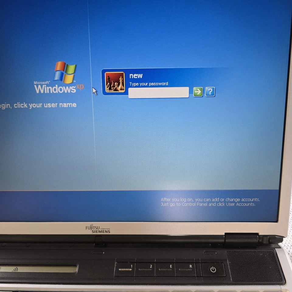 Fujitsu Lifebook S7110 WL1,Core Duo,14", Windows XP, 160Gb HDD, PASSWORD LOCKED - Image 4 of 4