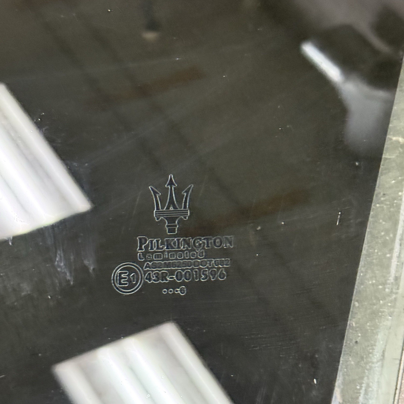 03-13 Maserati Quattroporte M139 Front Left Side Door Window Glass OEM