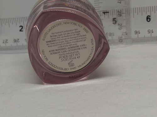 Crema reafirmante/esculpidora para rostro y cuello Estee Lauder Resilience Lift 0,5 oz. - Imagen 4 de 4