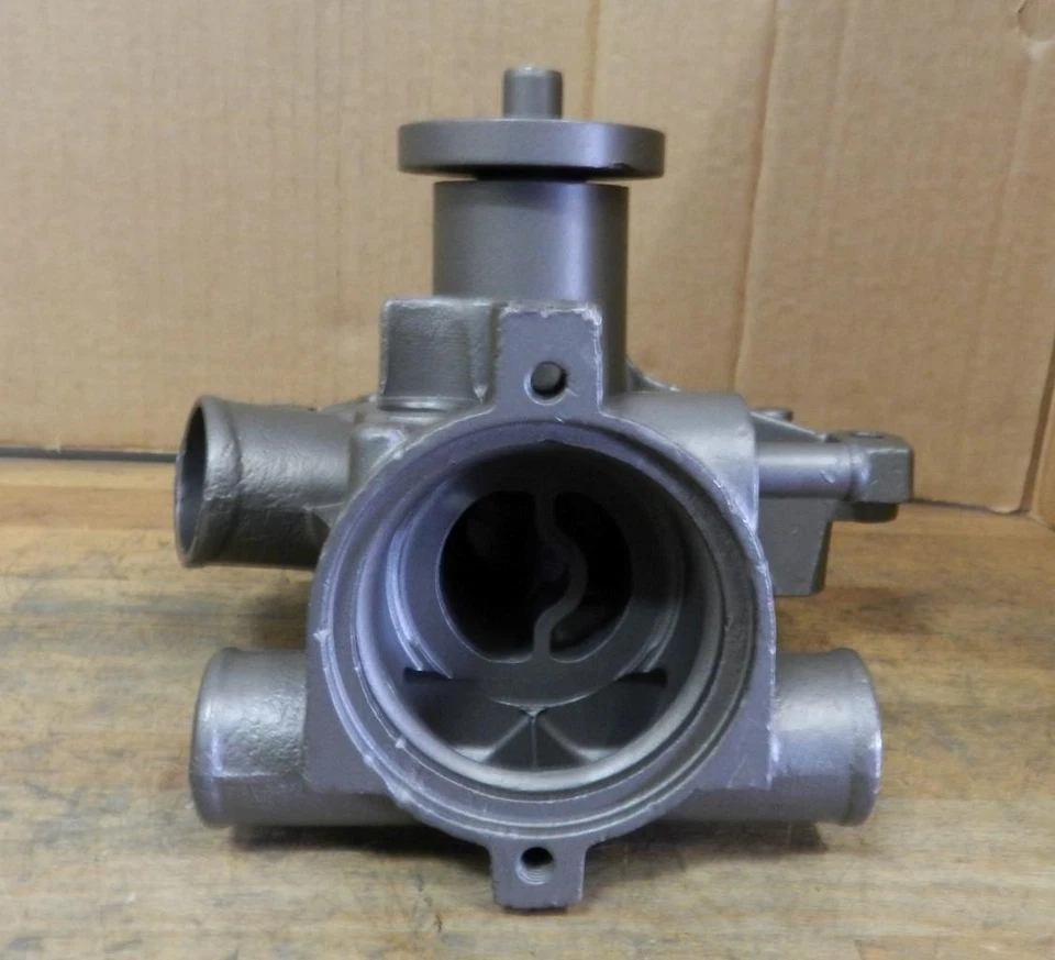 1977-80 Peugeot 604 2.8L SOHC V6 rebuilt water pump 07726010 - Image 3 of 4
