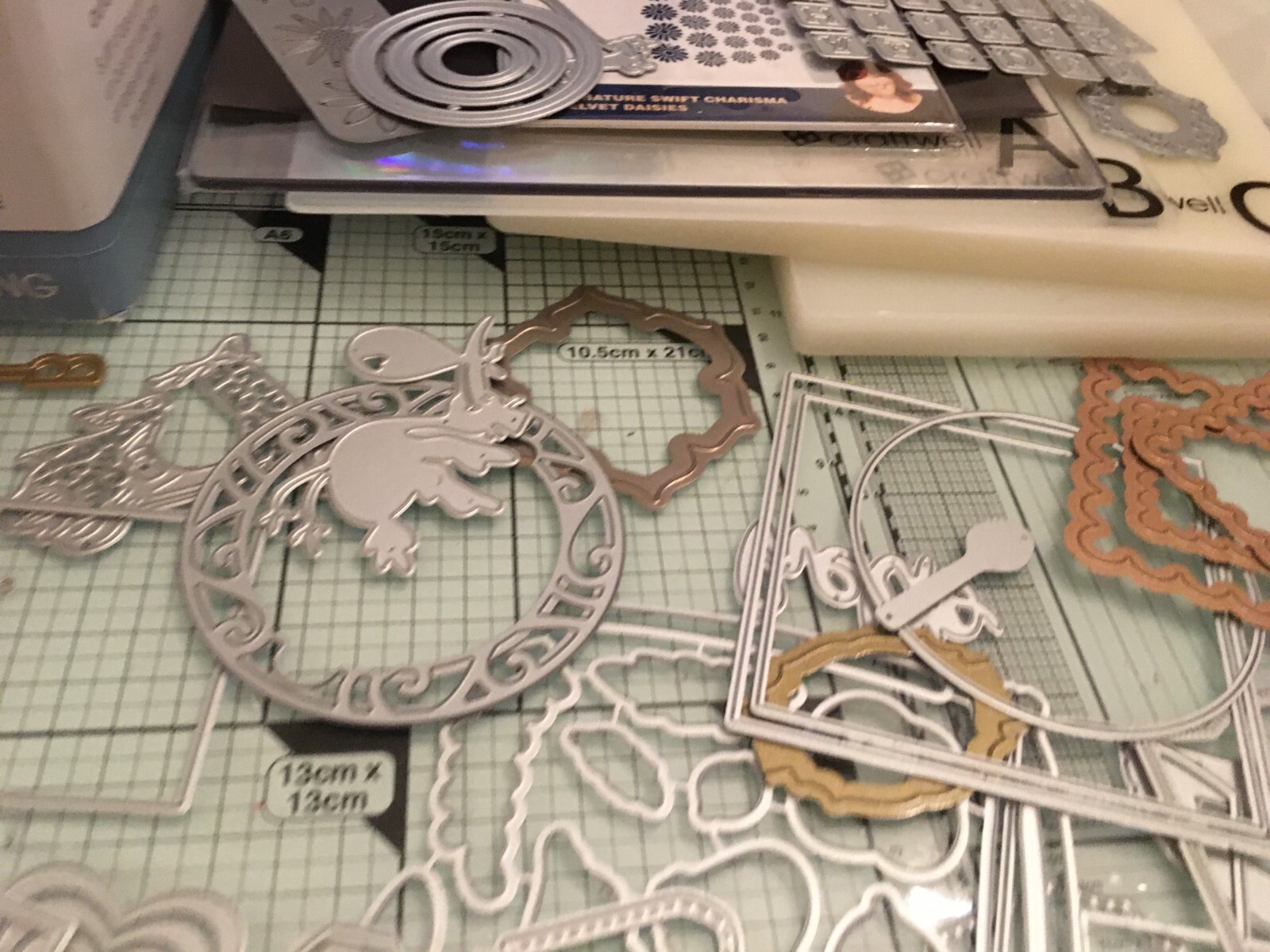 Fabmatic heavy duty Electric Die Cutting Machine with over 200 dies eBay