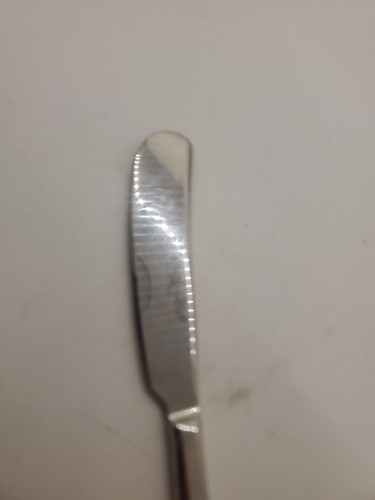 Cubiertos con cuchillo de mantequilla Corby Hall tono plateado - Imagen 3 de 4
