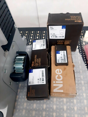 Nice RUN 2500I KIT Schiebetorantrieb 2500kg Set 5in1