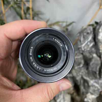 Nikon 1 nikkor VR 10-30mm f/3.5-5.6 lens J1 J2 J3 J4 J5 V1 V2 V3