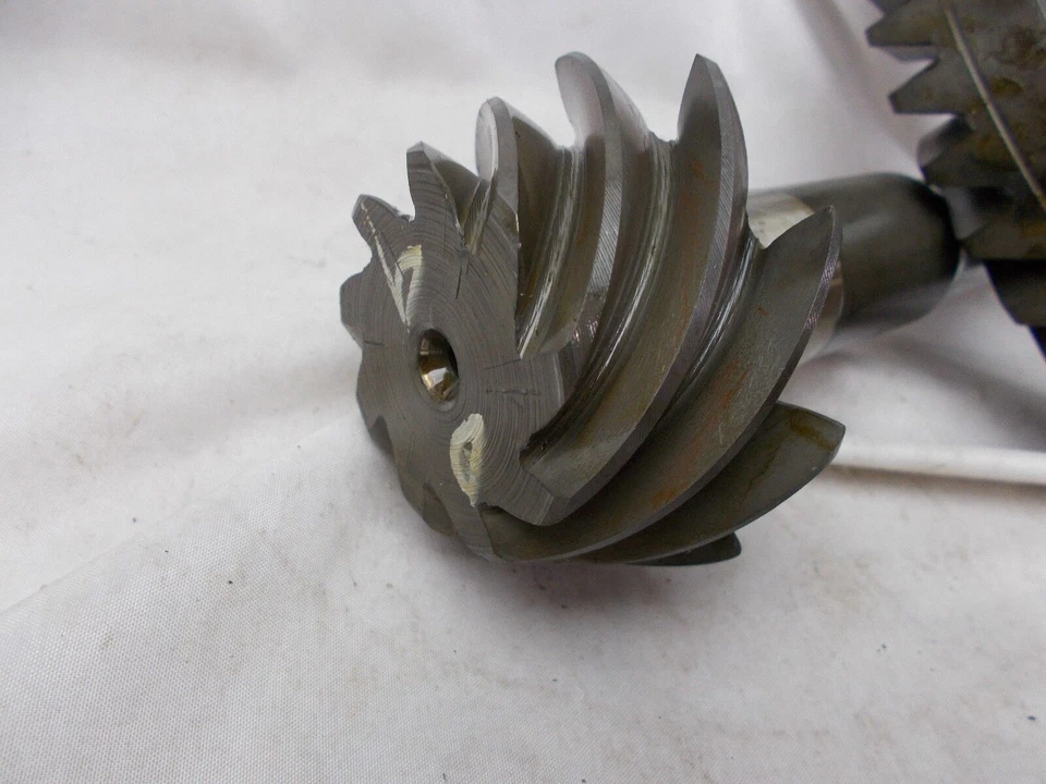 Saab 9-2x Rear Differential Ring Pinion Auto Trans Factory OE 32009469 Foto 3 de 4