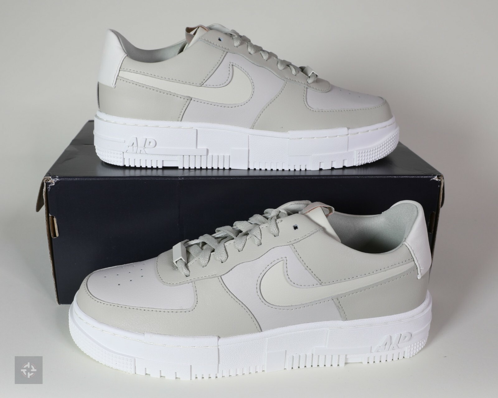 af1 pixel light stone