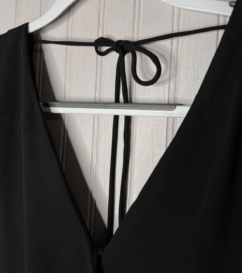 BCX Mujer ROMPER XL Negro Elegante Diseñador Cuello en V Crochet Encaje Borde Corbata Bolsillos Foto 3 de 4