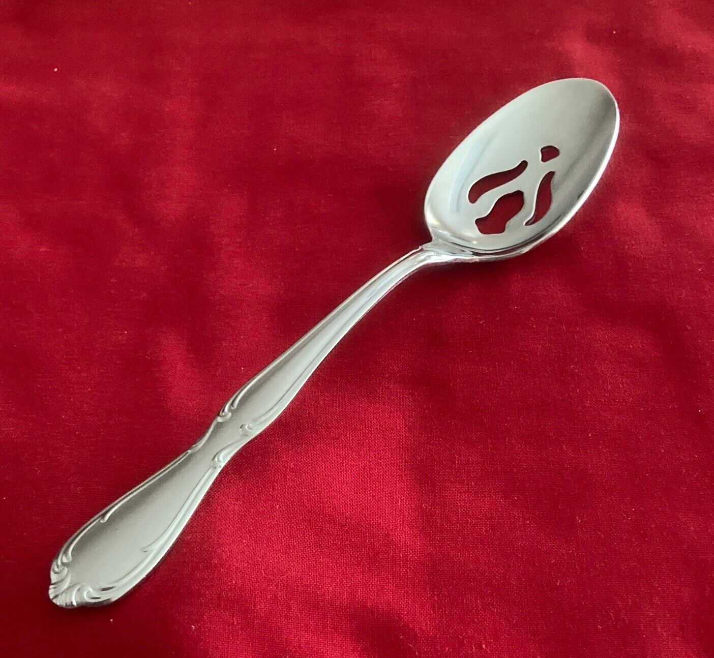 Rogers FBR 51 Pierced Scroll Serving Spoon 7 7/8 Inch Stainless Steel Flatware