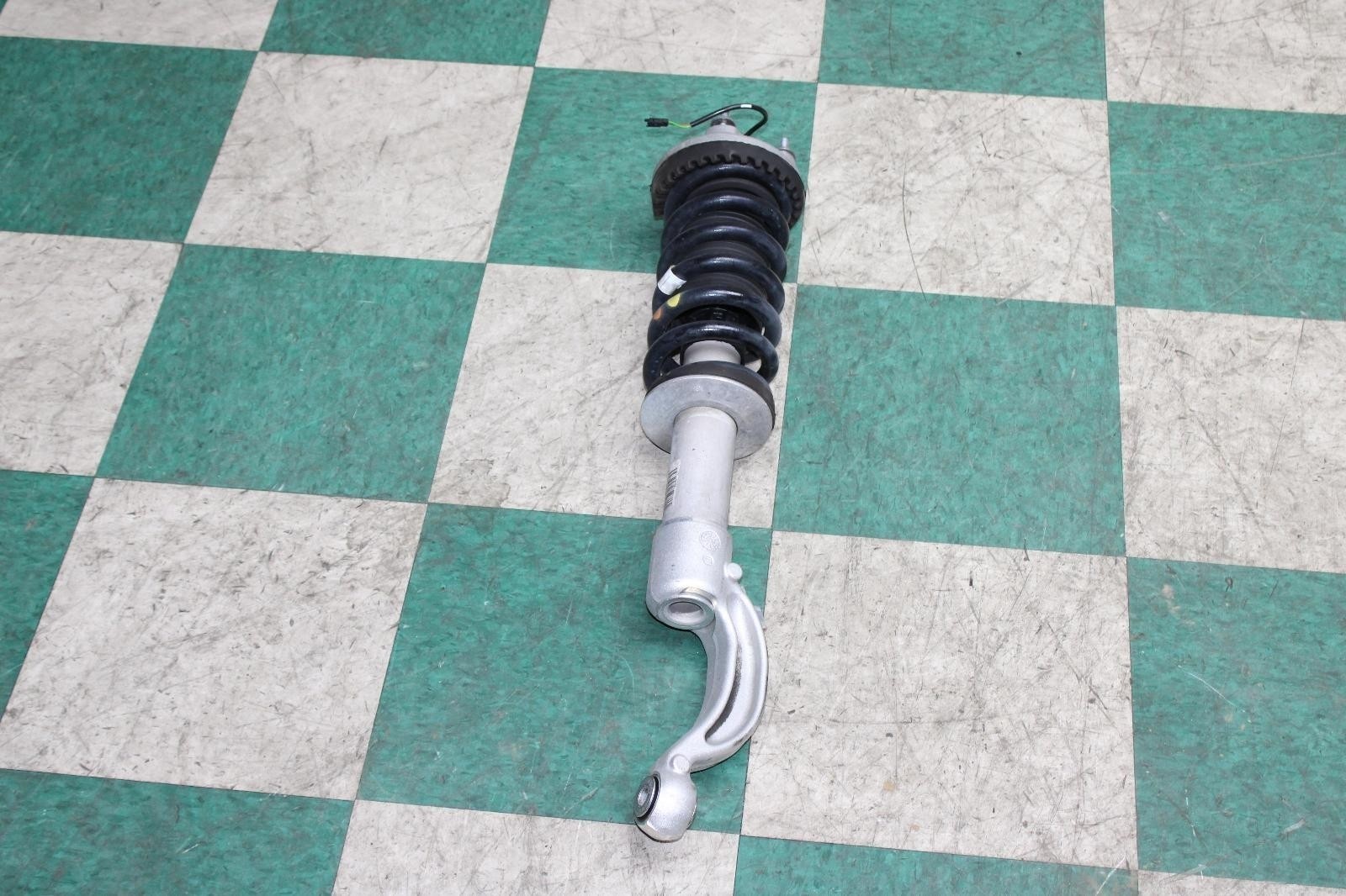 Maserati Quattroporte 2014-2021 Front Right Damper