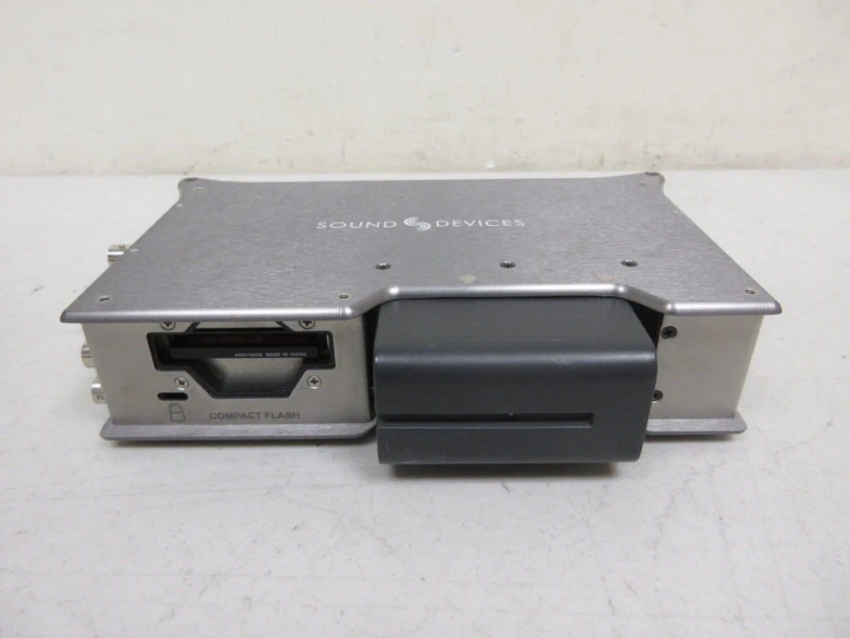 Grabadora de audio profesional Sound Devices 722 Foto 4 de 4