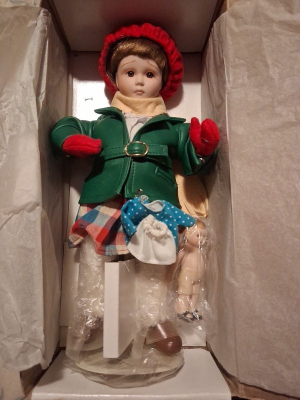 Norman Rockwell's "Little Girl and Her Doll" Porcelain Doll  Danbury Mint ~ NIB