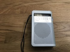 nice looking working sony ICF-S22 am/fm AM FM portable radio