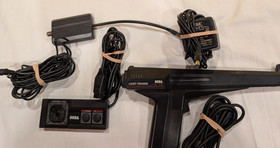 Sega Master System Power Base with Controller Light Phaser & 7 Games Tested