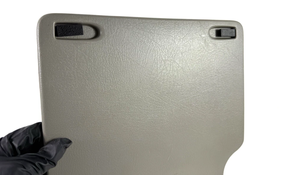 2002-2009 年吉姆西特使右后货物存储门板盖原始设备制造商 15158085 — 第 3/4 张图片