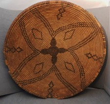 ANTIQUE 1900's NATIVE AMERICAN APACHE WOVEN BASKET. 13.75 X 3.5