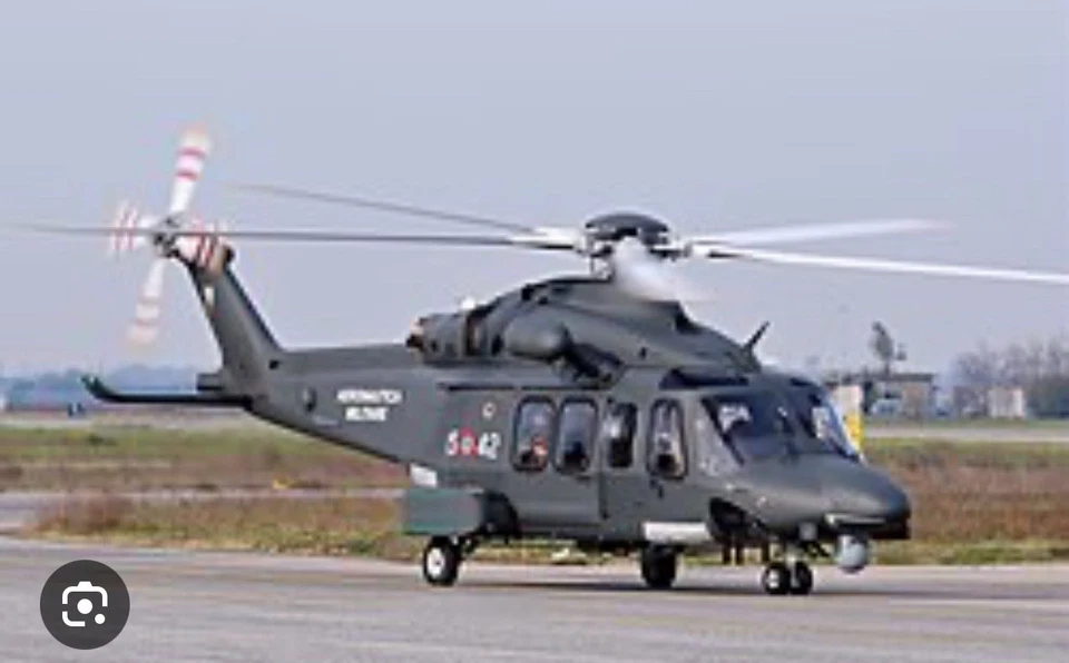 Elicottero Aw139 No Trasparenti 1/48 Scala Modellismo Gdf Guardia Costiera Ami - Immagine 2 di 4