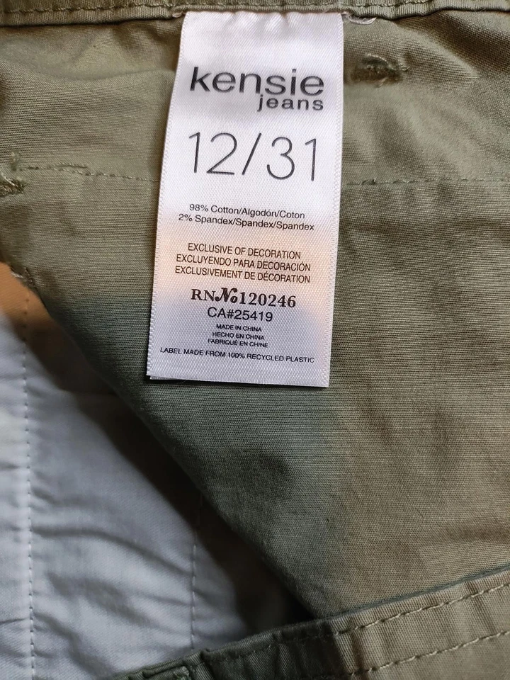 Kensie Jeans 女式卡其色斜纹短裤 12/31 码 — 第 2/4 张图片