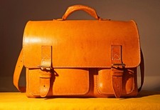 Aktentasche Schulranzen Tornister aus Leder, Ruitertassen, sehr gut erhalten