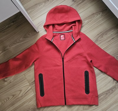 red nike tech junior