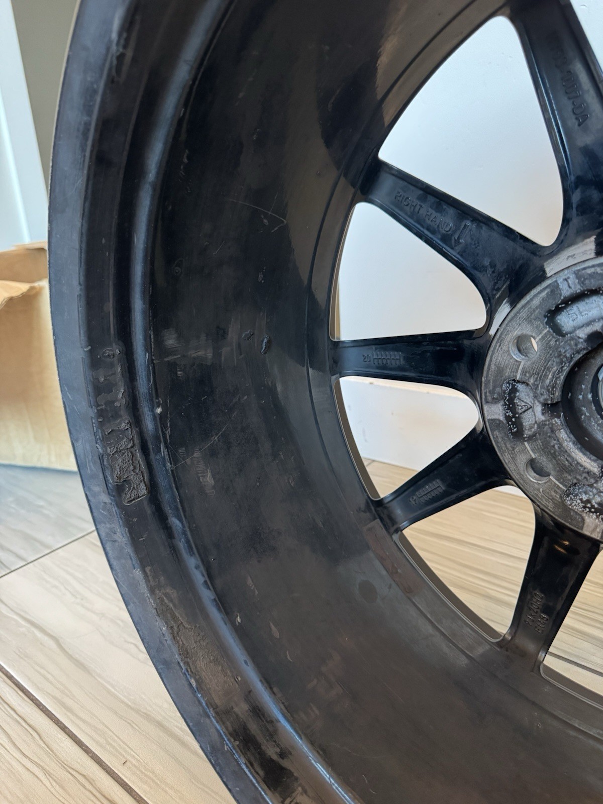 Aston Martin DB11 2017-2020 Front Wheel P/N HY531007DA