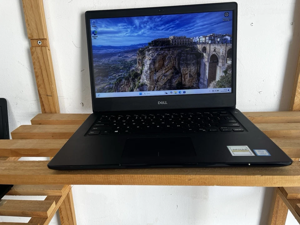 DELL LATITUDE 3490 I3 7GEN 8GB RAM DDR4 SSD 256GB DISPLAY 14" WIN 11 NATIVO - Immagine 2 di 4