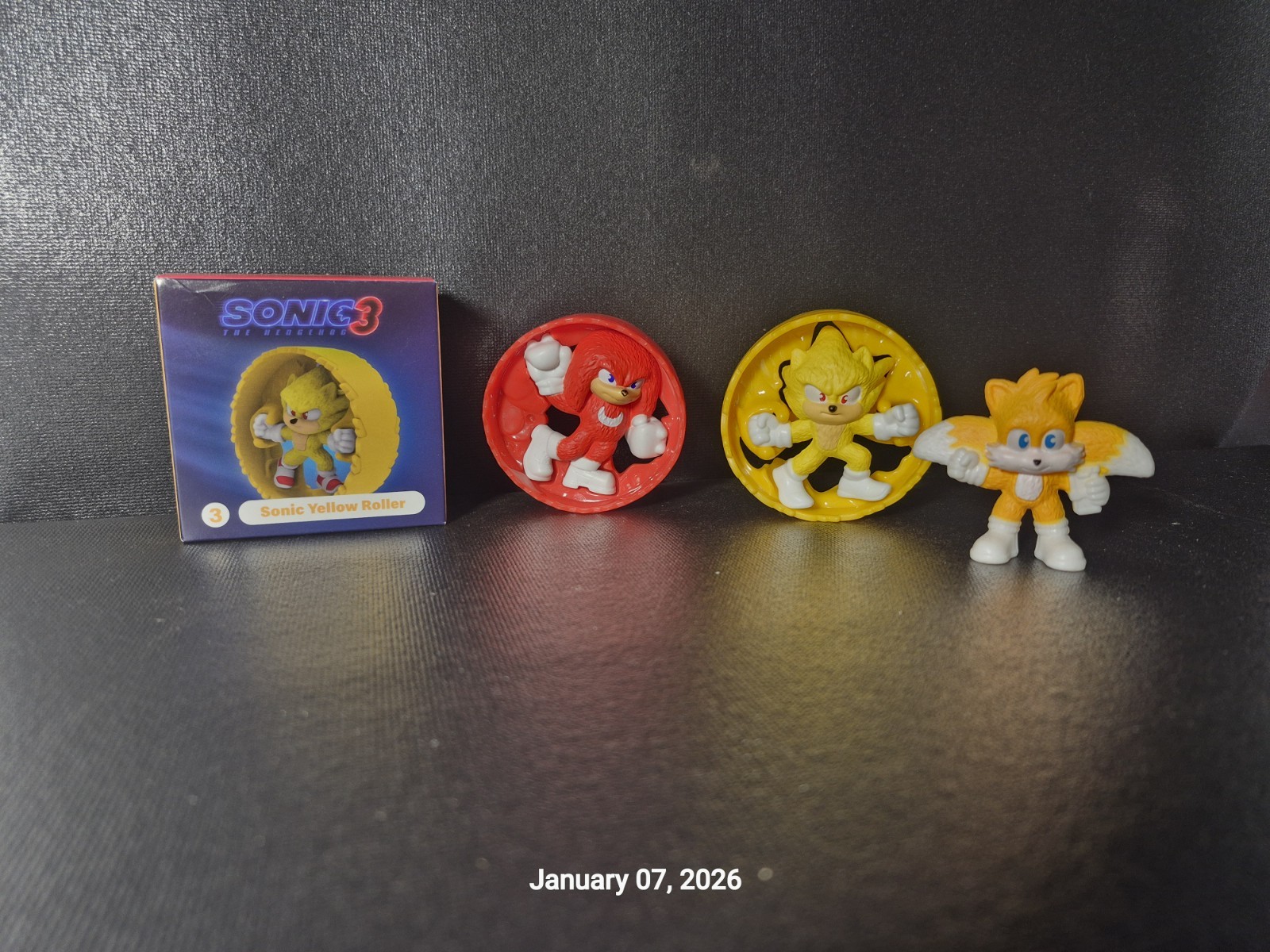 Lot Of 4 Sonic the Hedgehog 3 McDonald's Happy Meal Toys Tails Knuckles Yellow