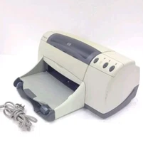 HP Deskjet 940C Standard Inkjet Printer w/ Cables Powers On -untested 