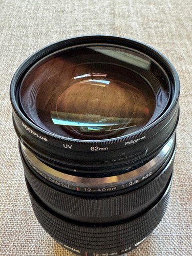 Olympus 12-40 f2.8 M. Zuiko PRO Mirrorless M43 Camera Lens + FILTERS - Imagen 3 de 7