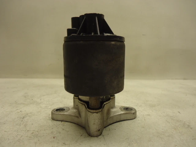 Chevrolet Aveo 2005 válvula EGR Foto 2 de 4