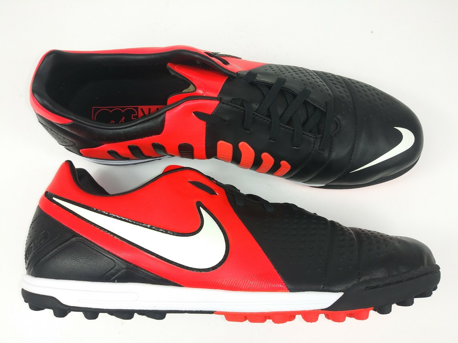 nike ctr360 turf