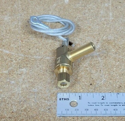 New Air Horn Control Valve w/ Lanyard Hadley H00755NS Mack 86RD15P2 for