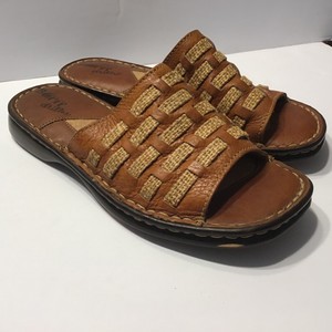born drilles sandals