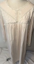 Vintage Barbizon Pale Peach Floral Lace Dressing Gown Granny Chic Cottagecore Lg