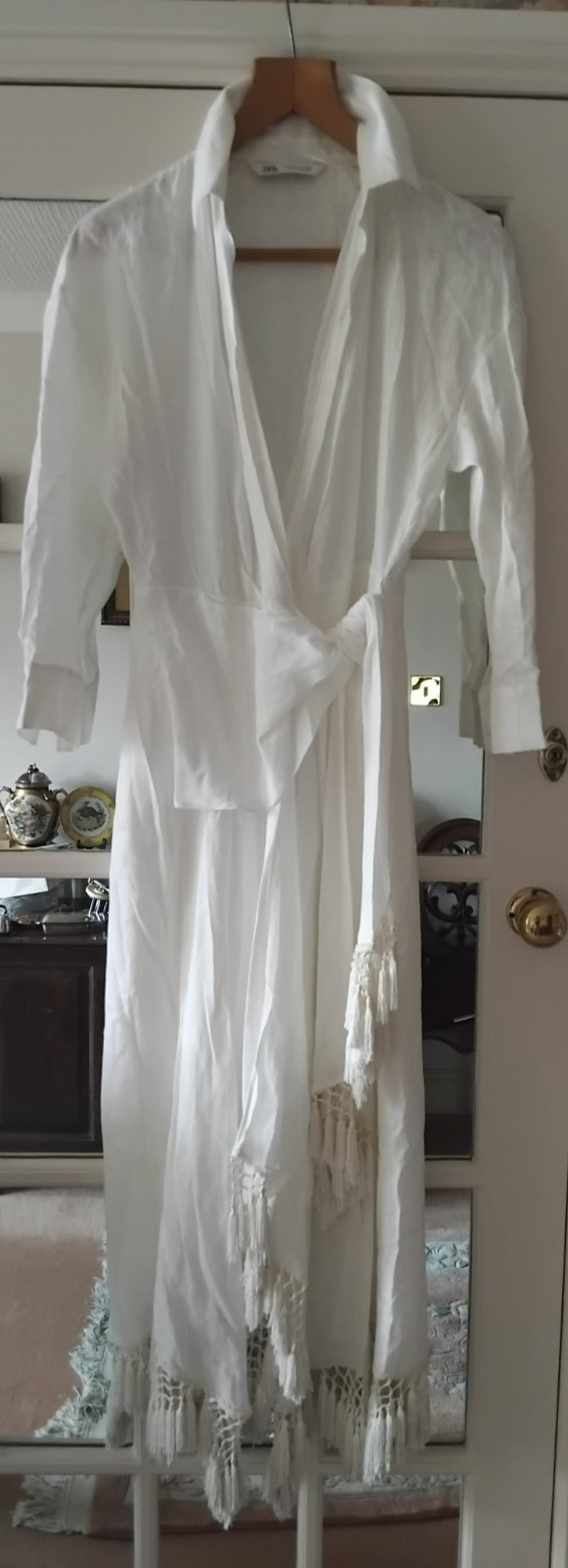 SOLD OUT ❤️ ZARA WHITE LINEN WRAP COAT DRESS, COVER UP W FRINGING SIZE S 18" P2P image 6