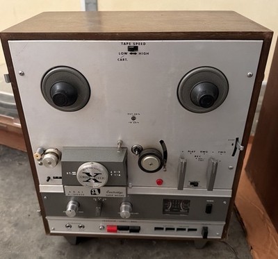 Akai X-1800SD Cross Field Reel to Reel Tape Recorder For Parts Not Working READ