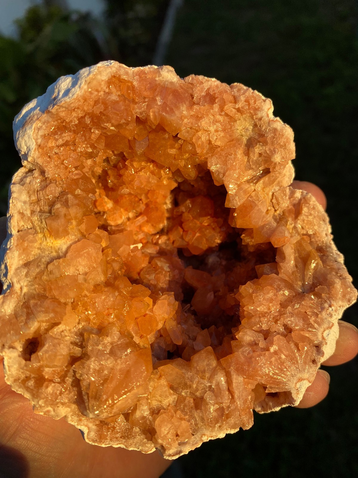 Bonita geoda cristal amatista rosa