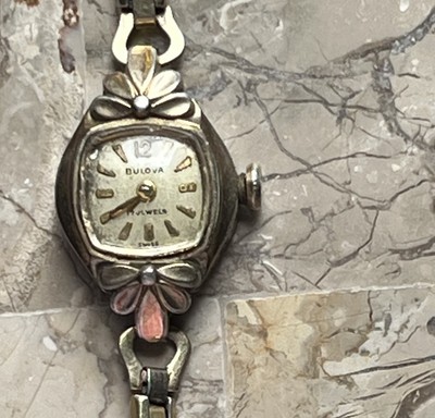 Vintage Bulova Ladies Swiss Wristwatch 10K Gold 17 Jewels | eBay display picture 2