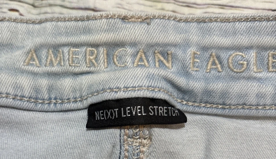 American Eagle High Rise Shortie Next Level Stretch Distressed Jean Shorts Sz 16 - Image 4 of 4