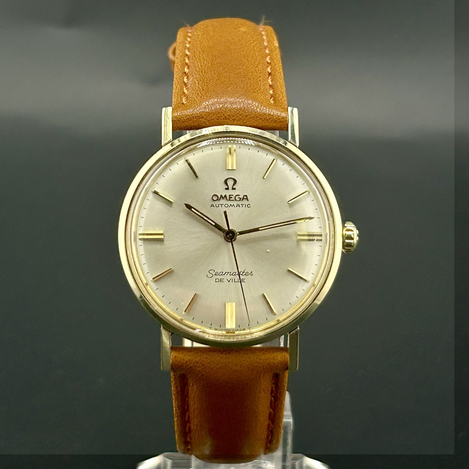1966 Omega Automatic Seamaster De Ville onyx Date Model 166.020 monocoque in Gold & Steel